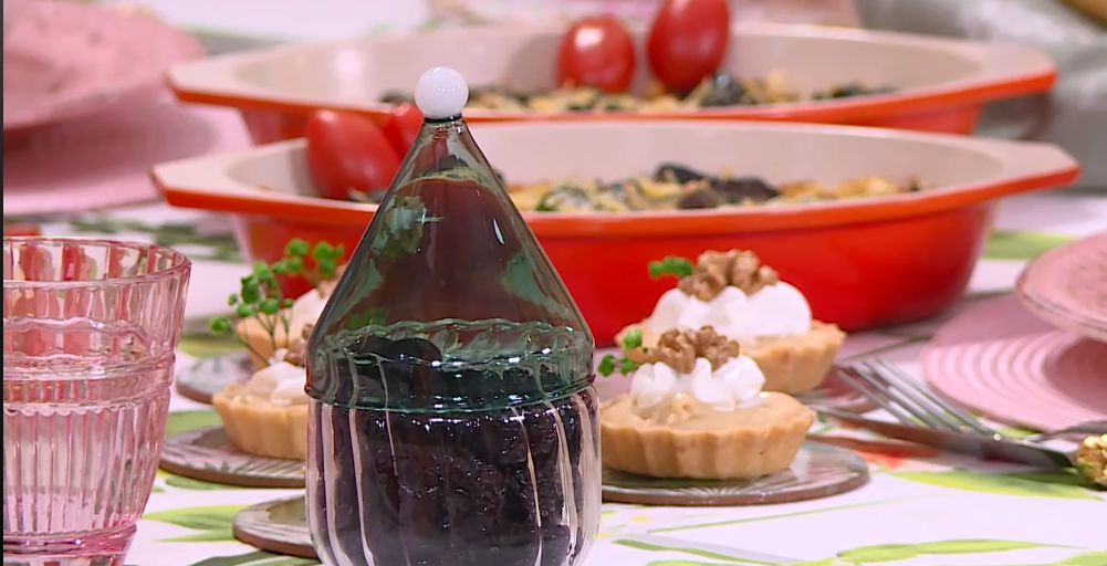 ميني تارت بالكاناش كراميل والجوز